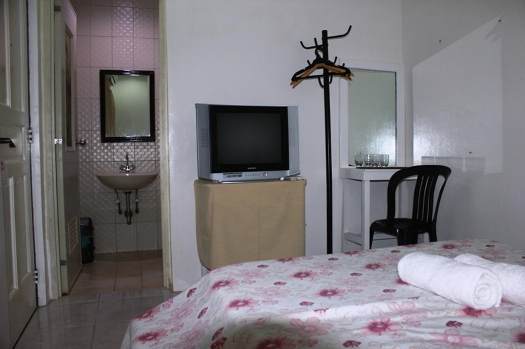 Boracay Breeze Resort Balabag  Zimmer foto